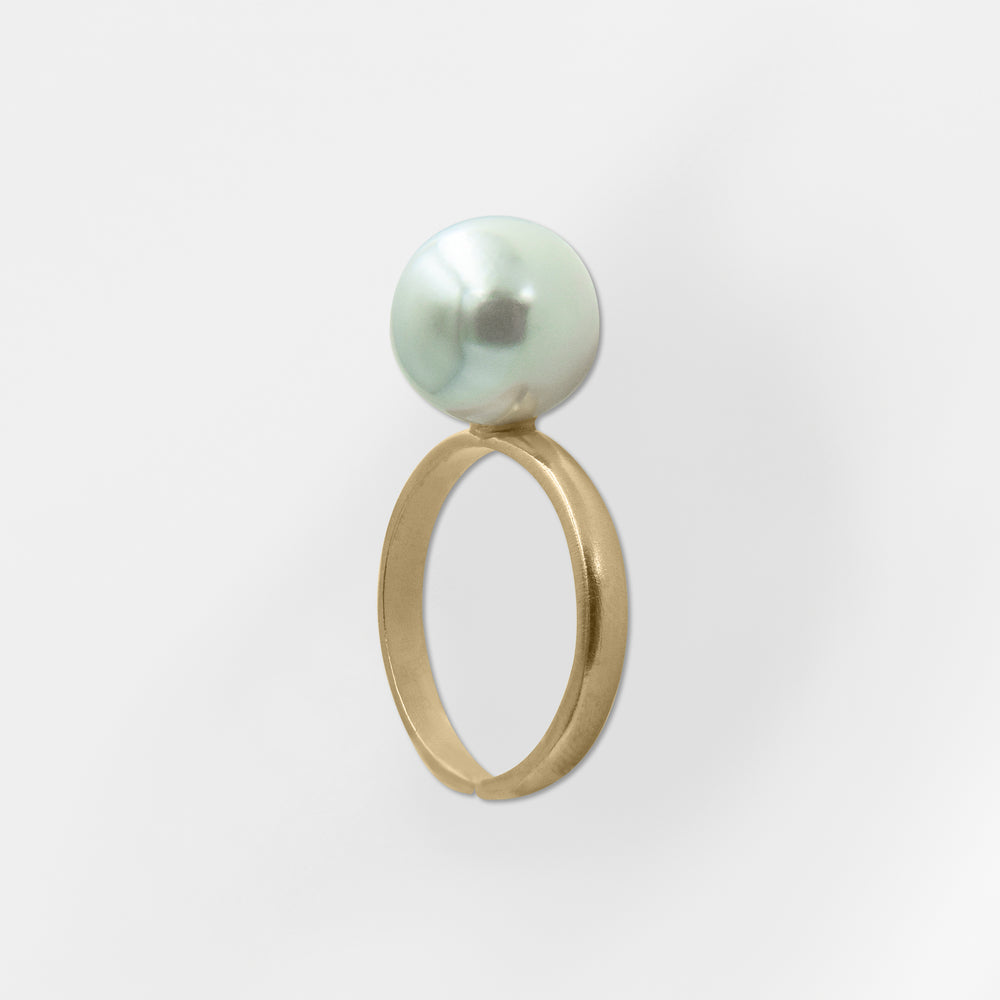 Chloe Ring, 18k Gold Plated Sterling Silver and Mother of Pearl Ring - Helen Georgio