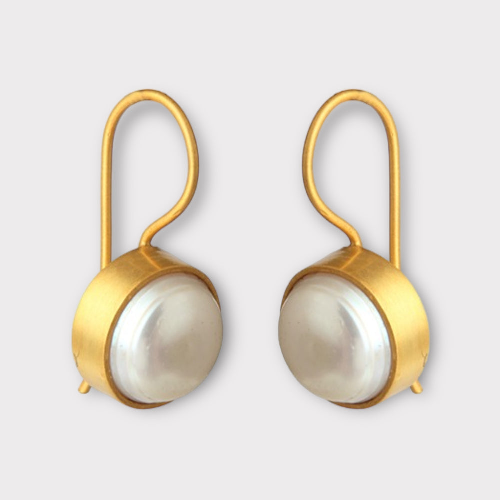 White Pearl Drop Earrings Gold 18K - Helen Georgio